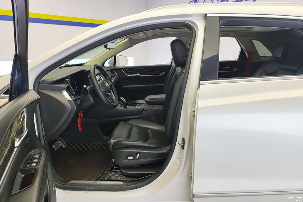Cadillac XT5, 2017 9