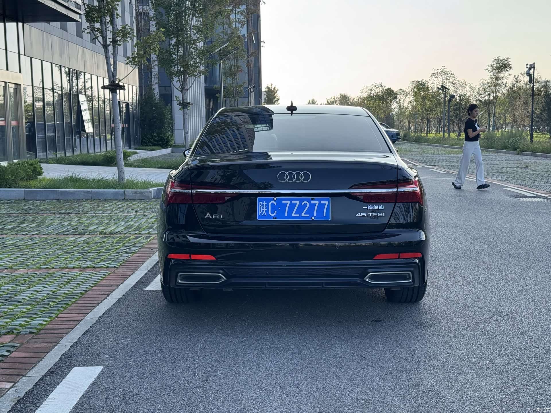 Audi A6L, 2020 все фото