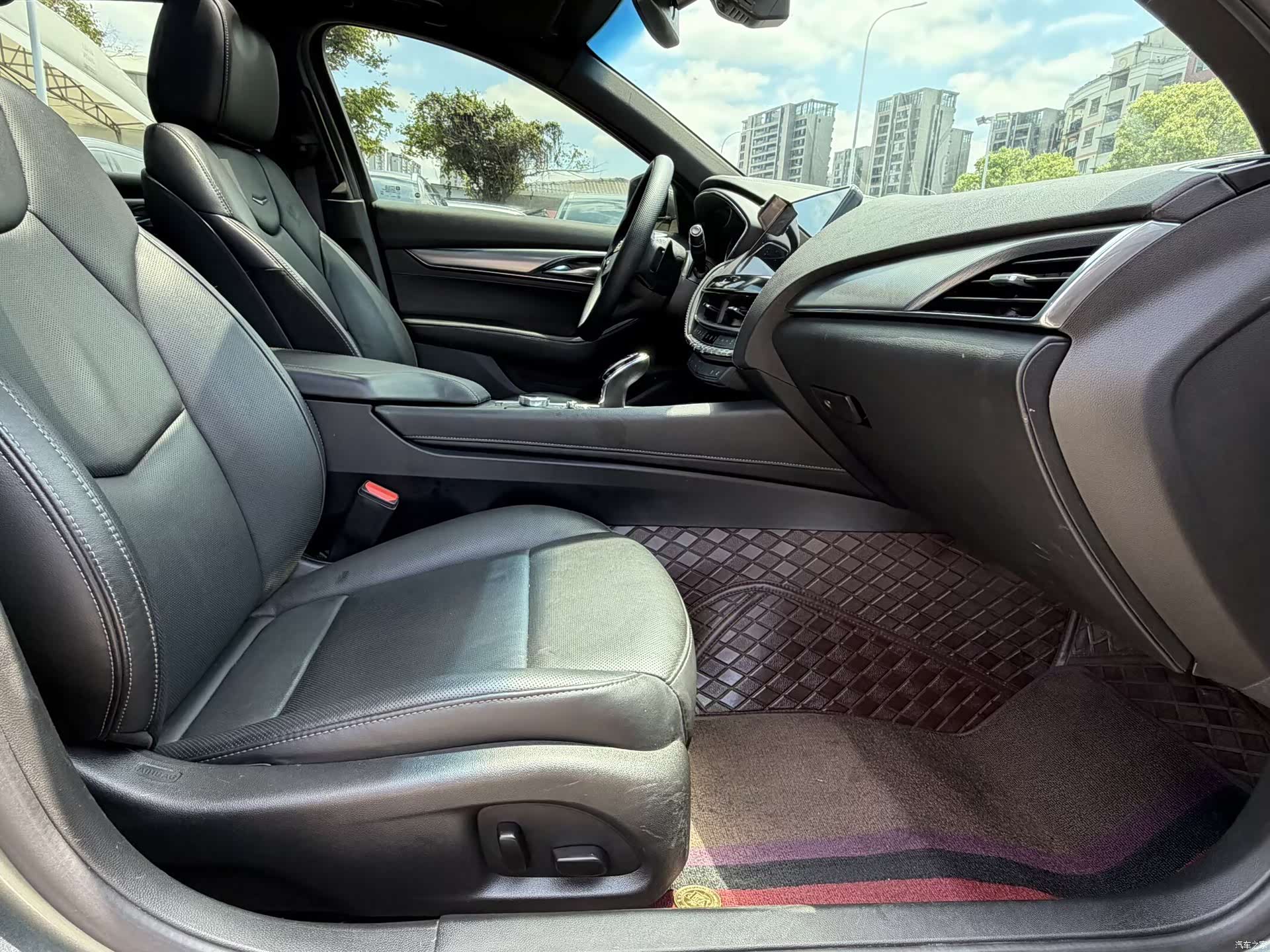 Cadillac CT5, 2023 16