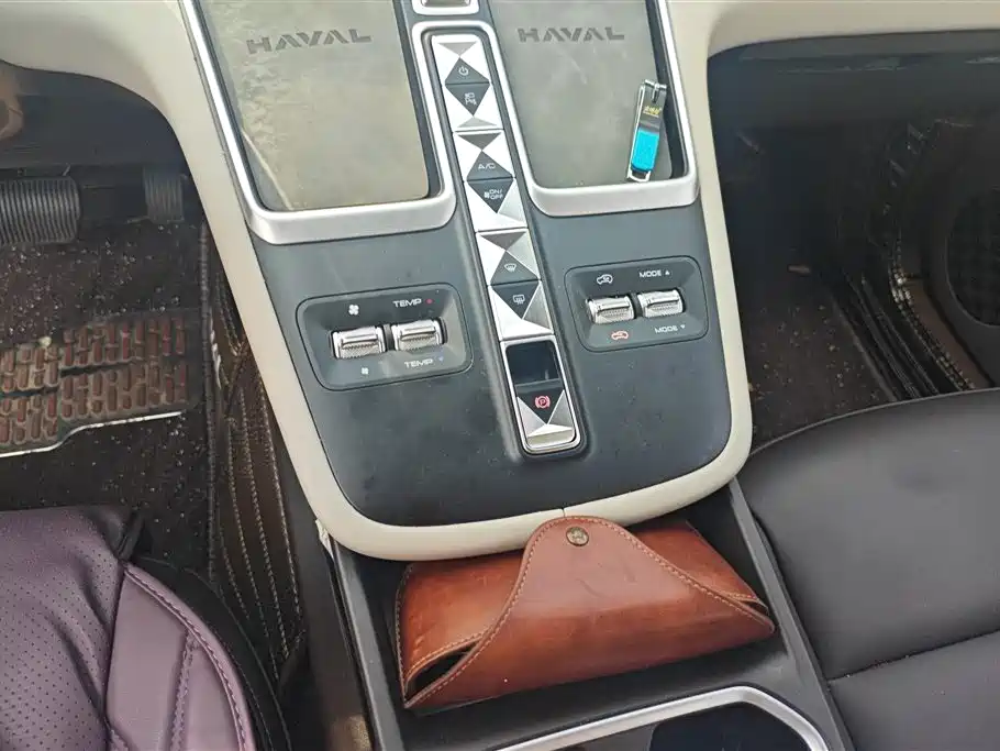 Haval Xiaolong MAX Haval Xiaolong MAX