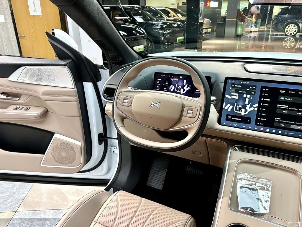 Xpeng G9, 2025 11