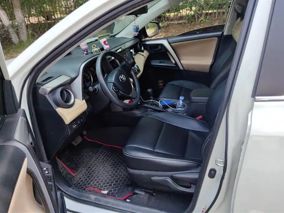 Toyota RAV4 Rongfang