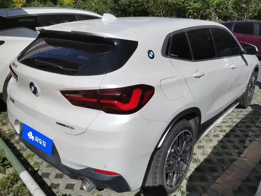 BMW X2