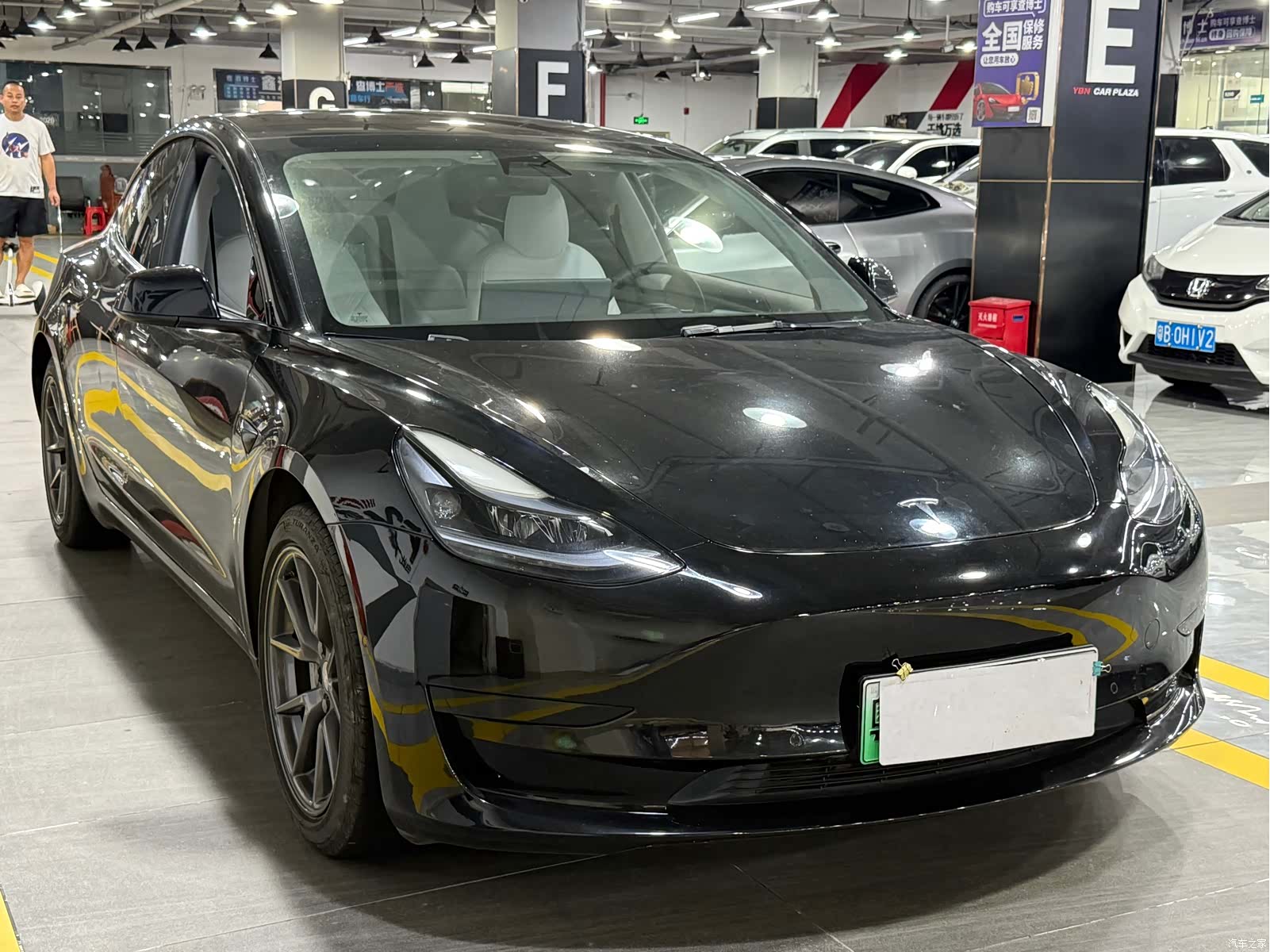 Tesla Model 3, 2021 3