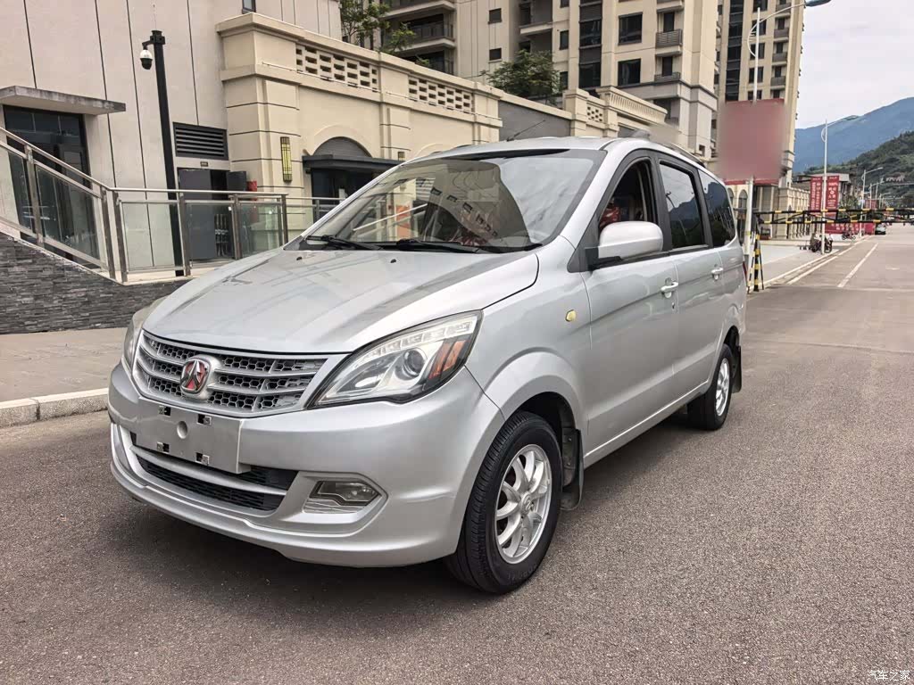 BAIC M20, 2015 1