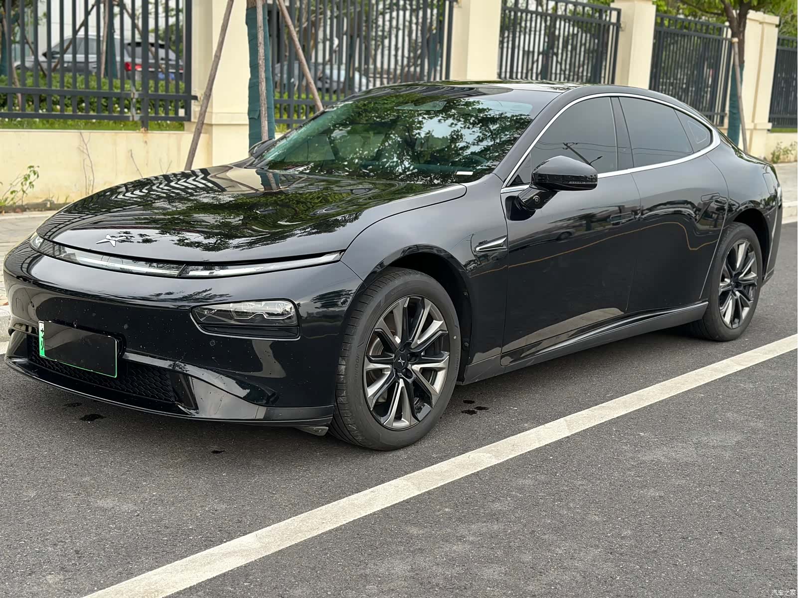Xpeng P7, 2022 1
