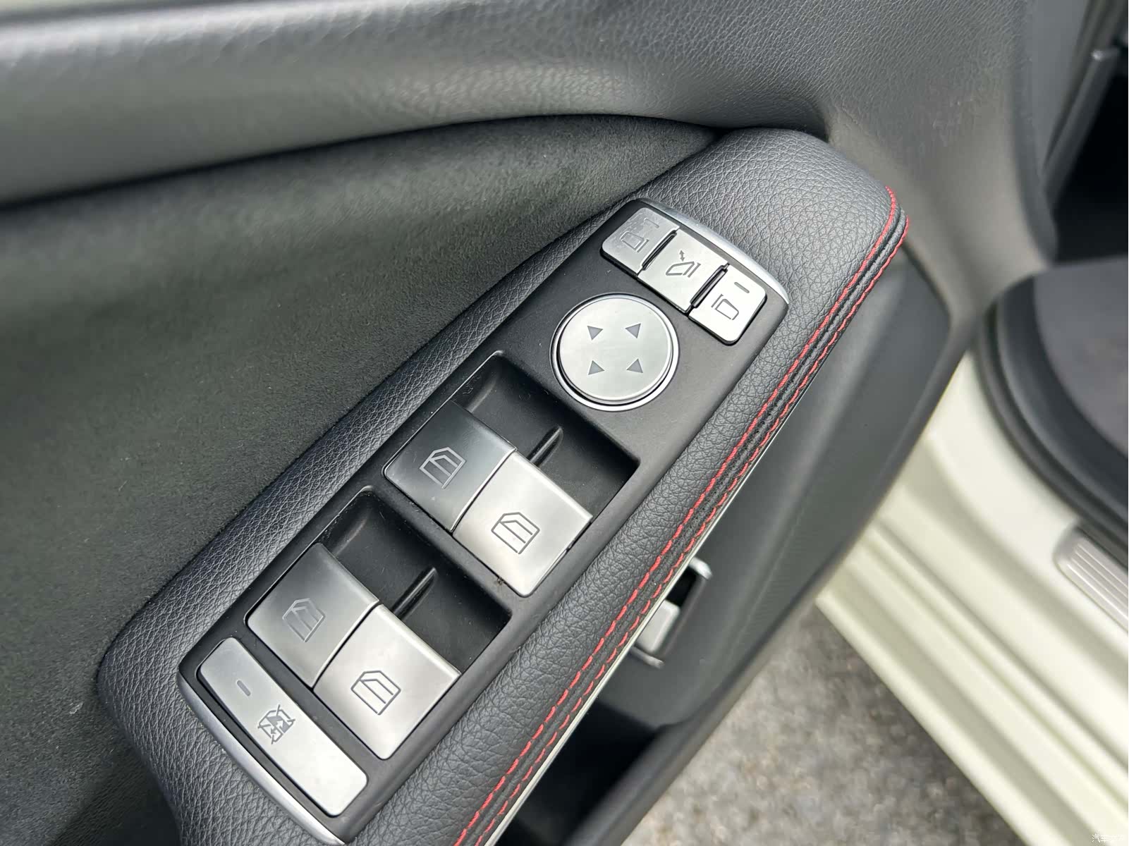Mercedes-Benz CLA, 2016 9