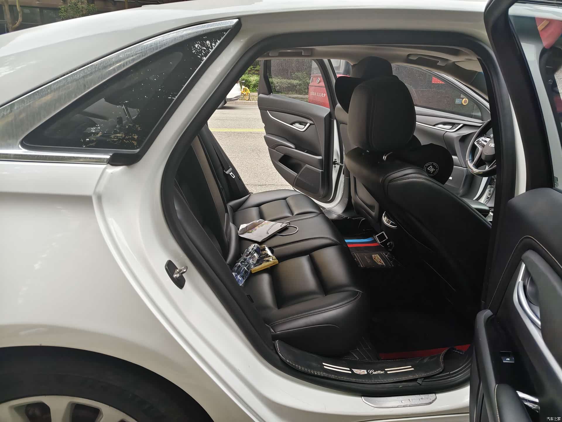 Cadillac XTS, 2018 15