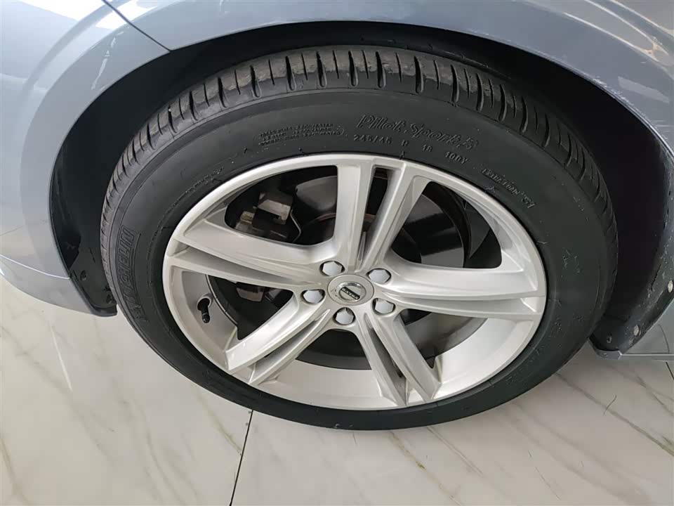 Volvo S90 Volvo S90