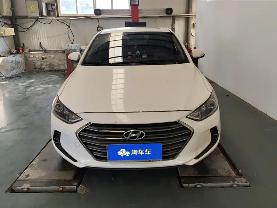 Hyundai Lead