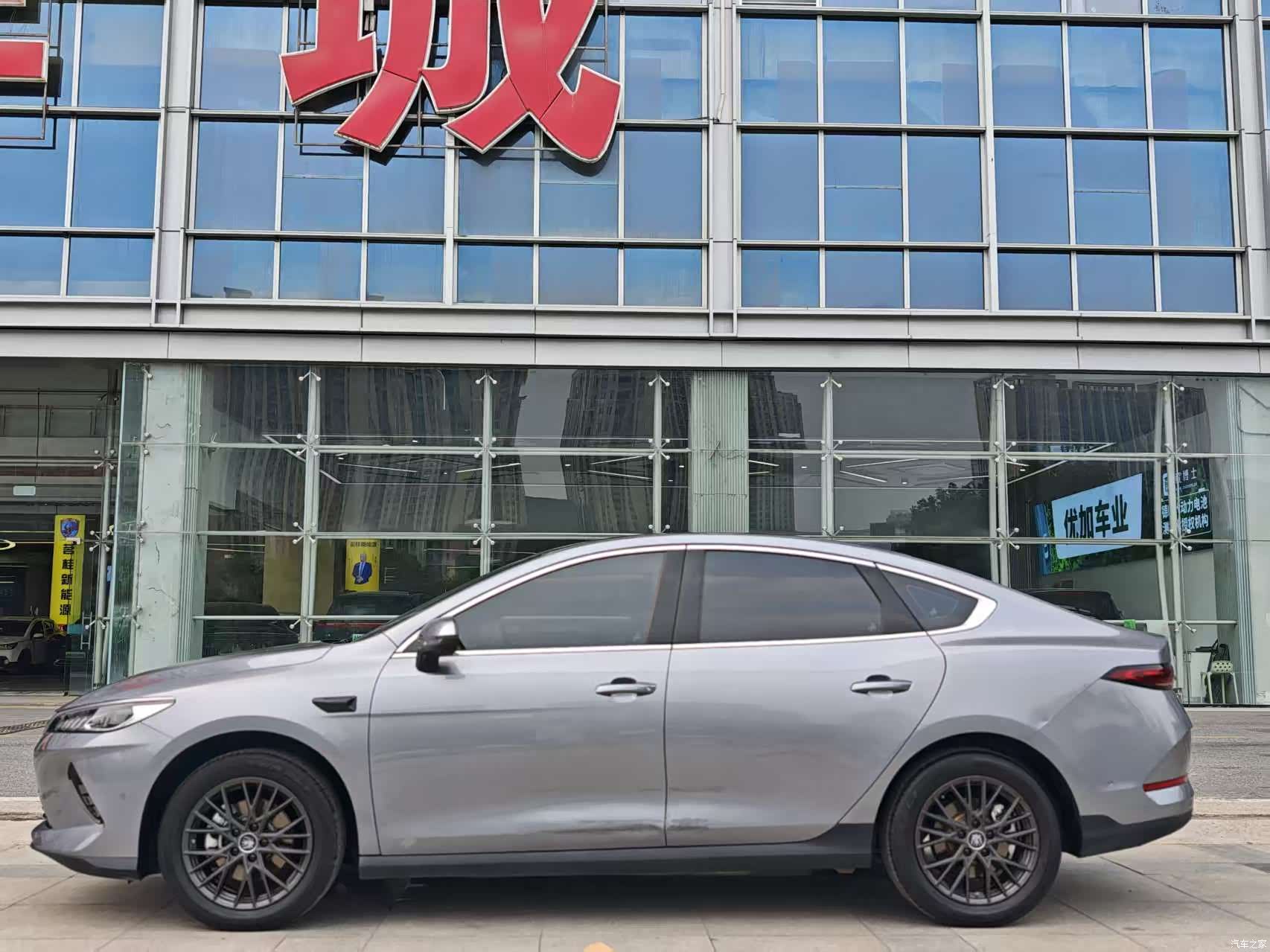 BYD Qin, 2025 16