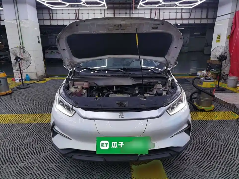 BYD Yuan Pro BYD Yuan Pro
