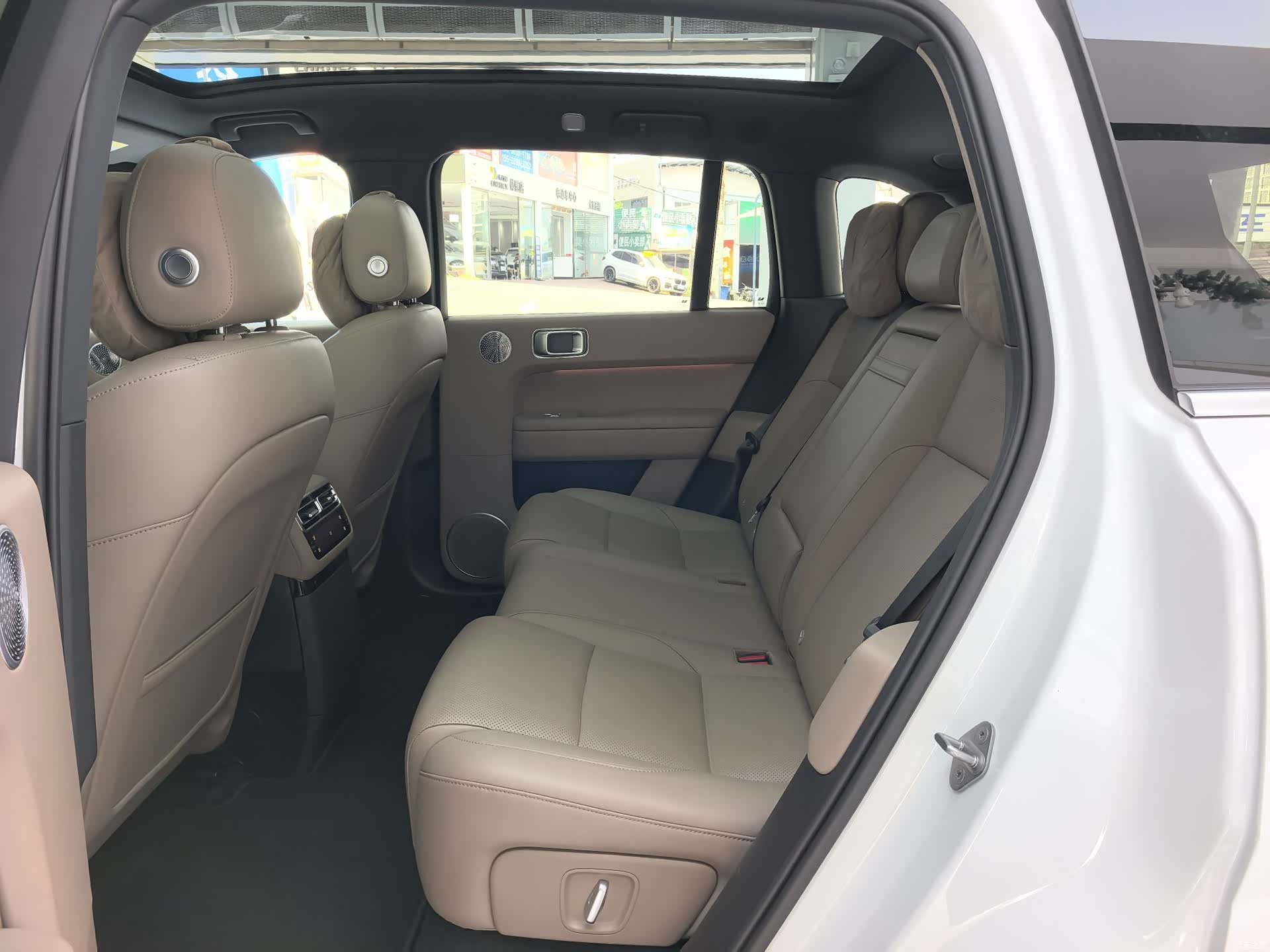 Li Auto L6, 2025 12