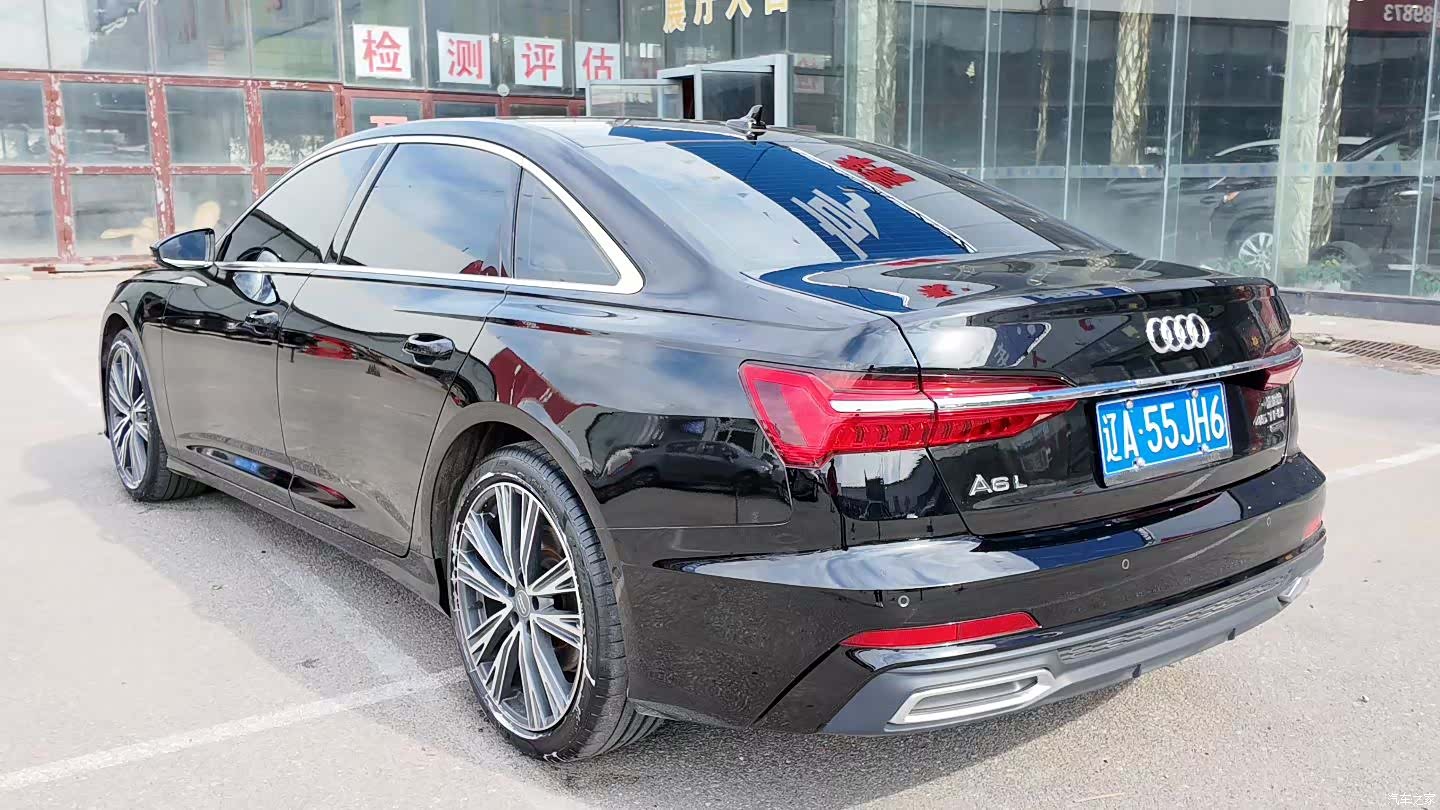 Audi A6L, 2021 все фото