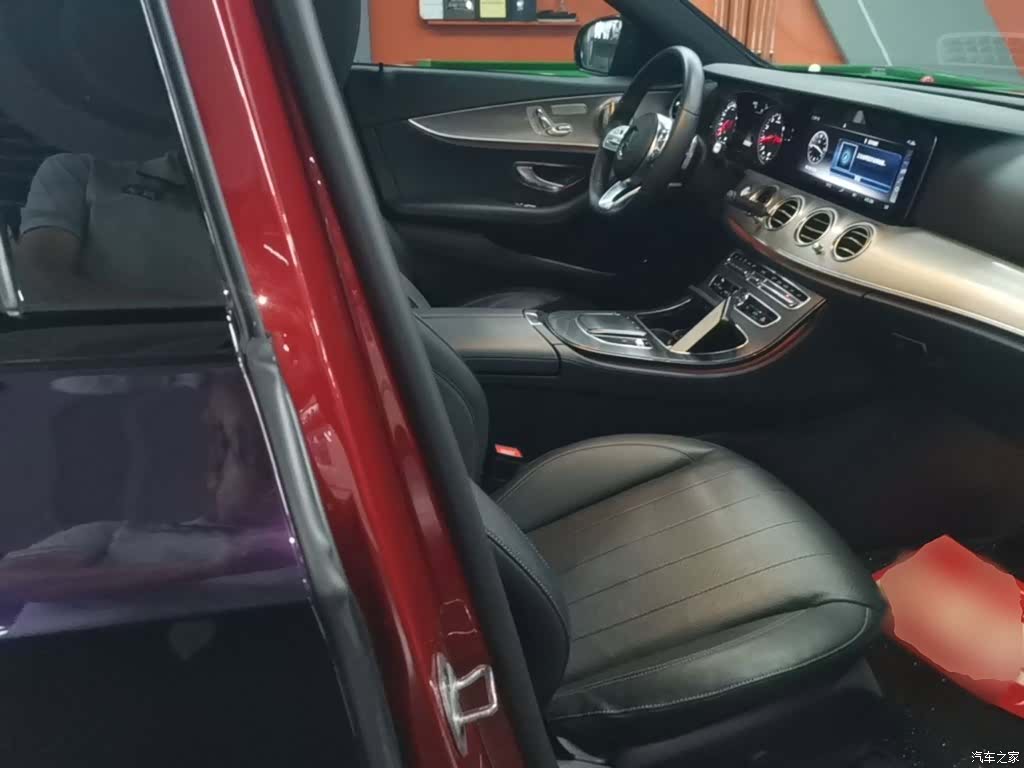 Mercedes-Benz E-Class, 2019 25