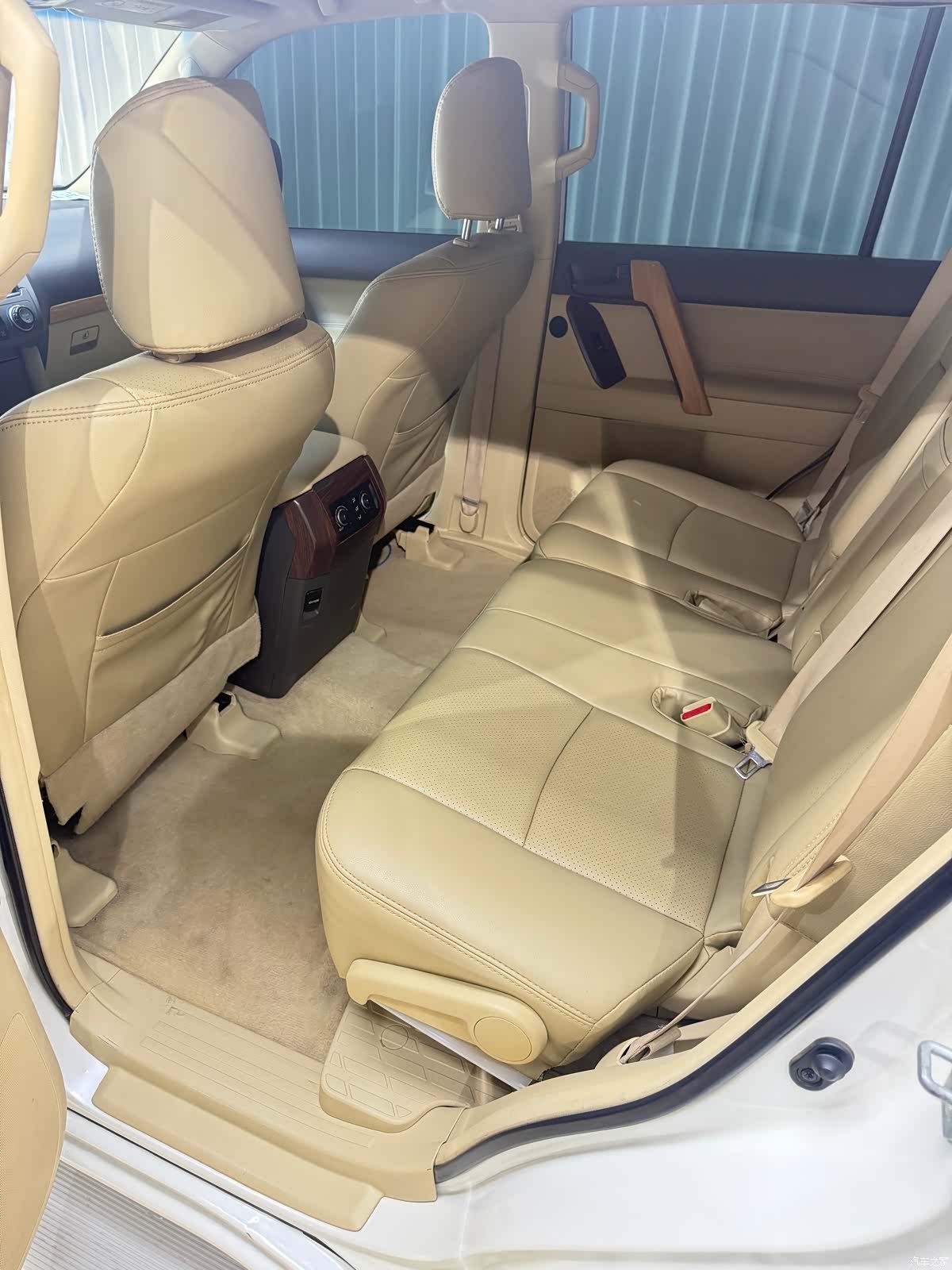 Toyota Prado, 2015 8