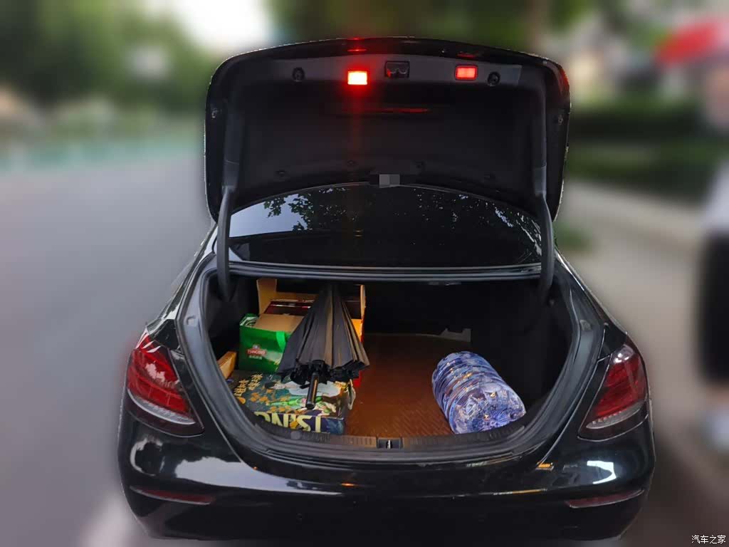 Mercedes-Benz E-Class, 2017 10
