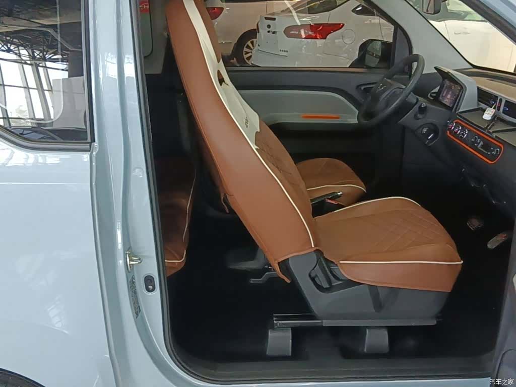 Wuling MINIEV, 2020 25