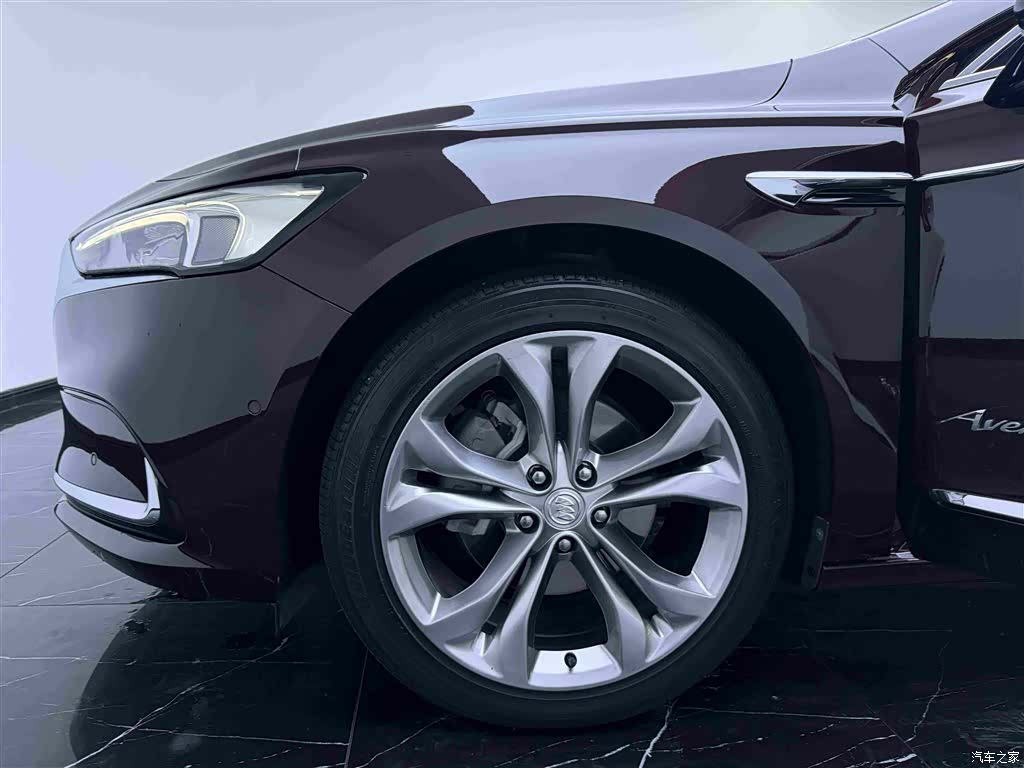 Buick LaCrosse, 2022 18
