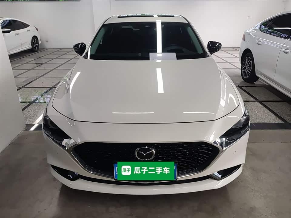 Mazda 3 Angkesaila