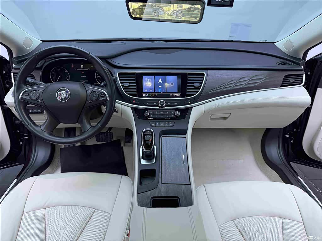 Buick LaCrosse, 2022 12