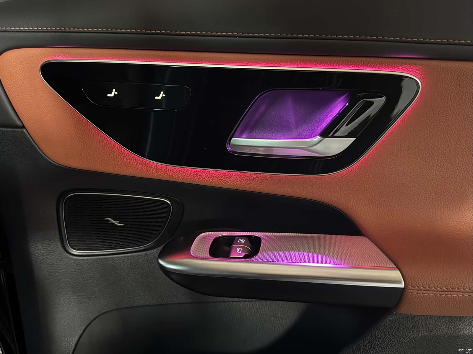 Mercedes-Benz GLC, 2024 13