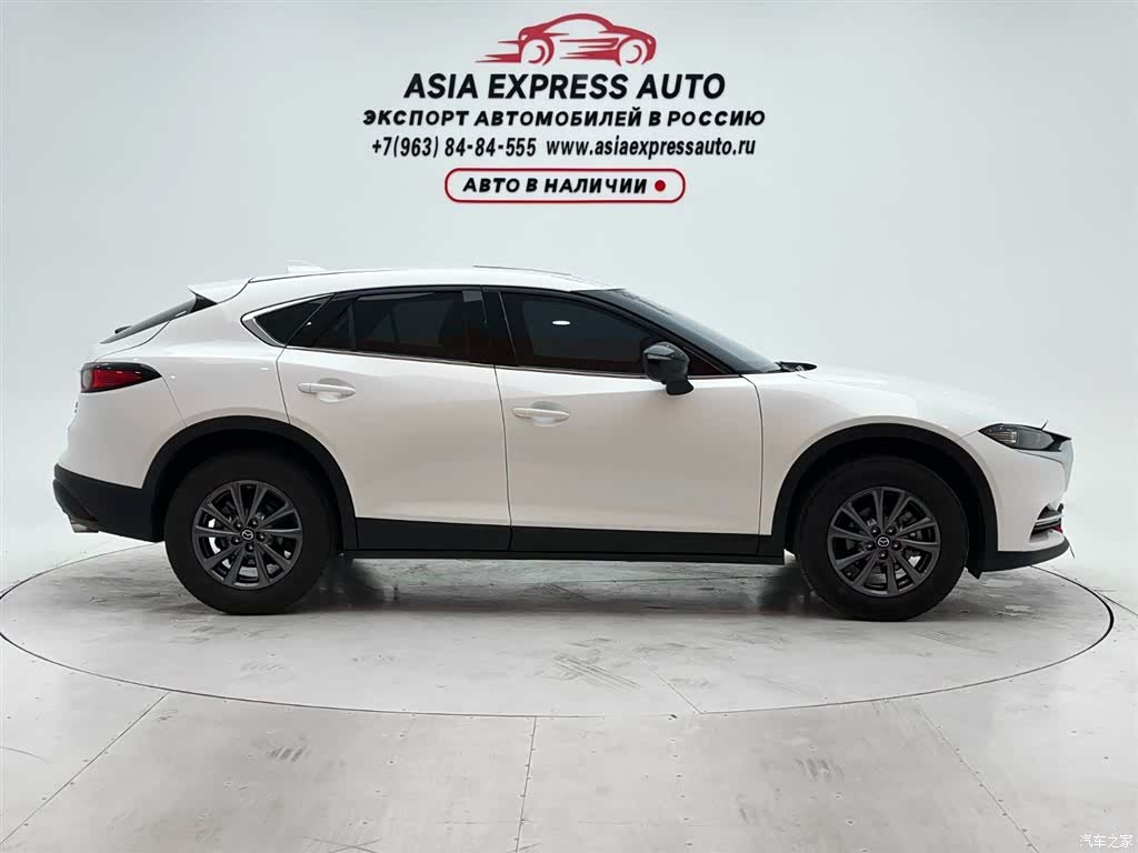 Mazda CX-4, 2023 9