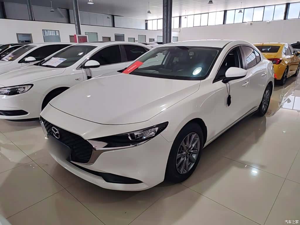 Mazda Mazda3, 2022 2
