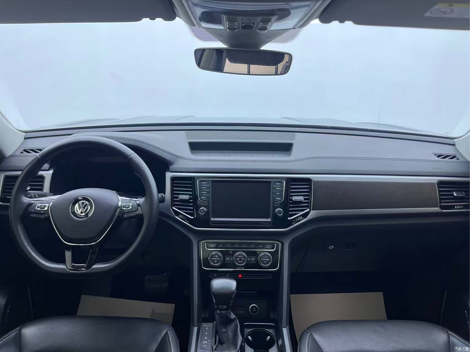 Volkswagen Teramont, 2018 12