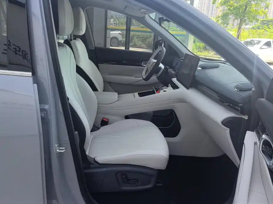 Geely Galaxy Galaxy E5