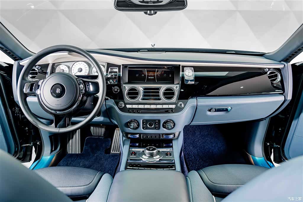 Rolls-Royce Ghost, 2020 11