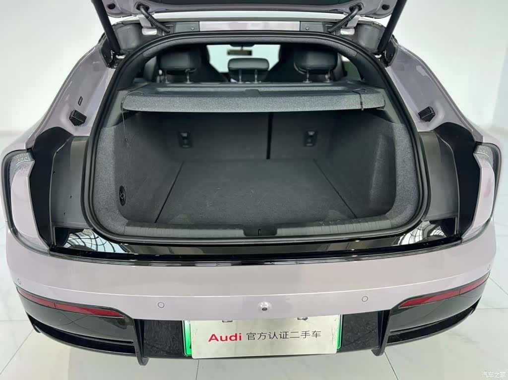 Audi TT, 2026 все фото