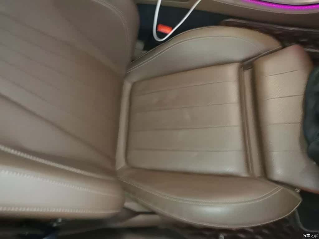 Mercedes-Benz E-Class, 2019 25