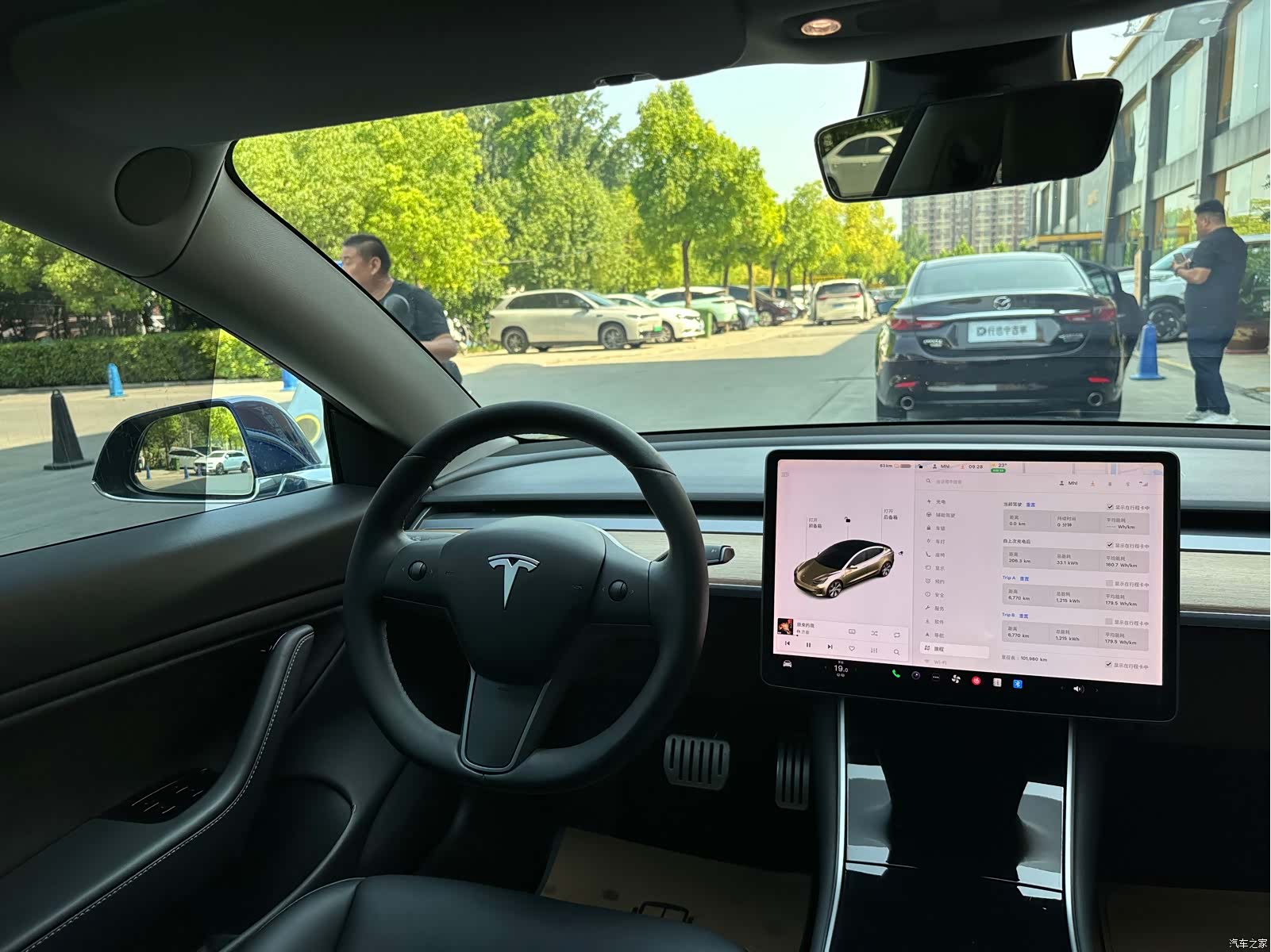 Tesla Model 3, 2019 13