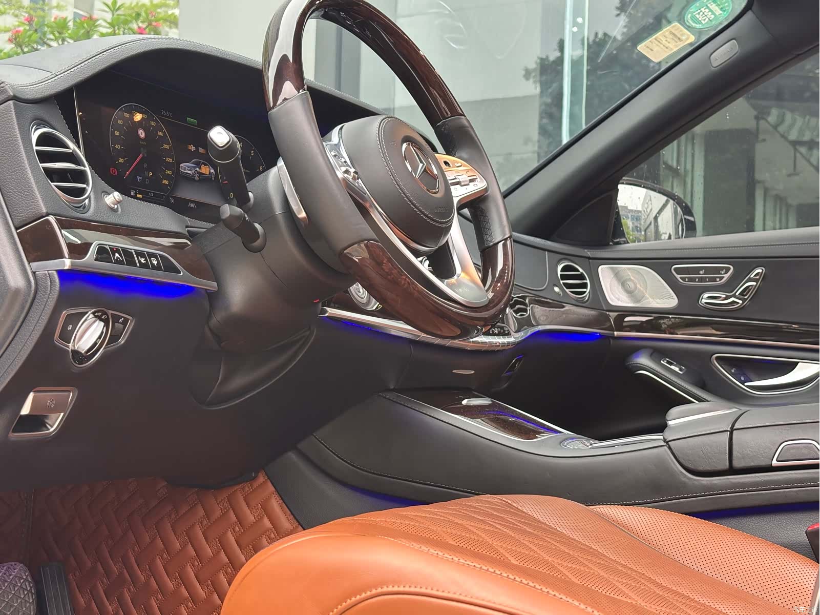 Maybach S-Class, 2020 9
