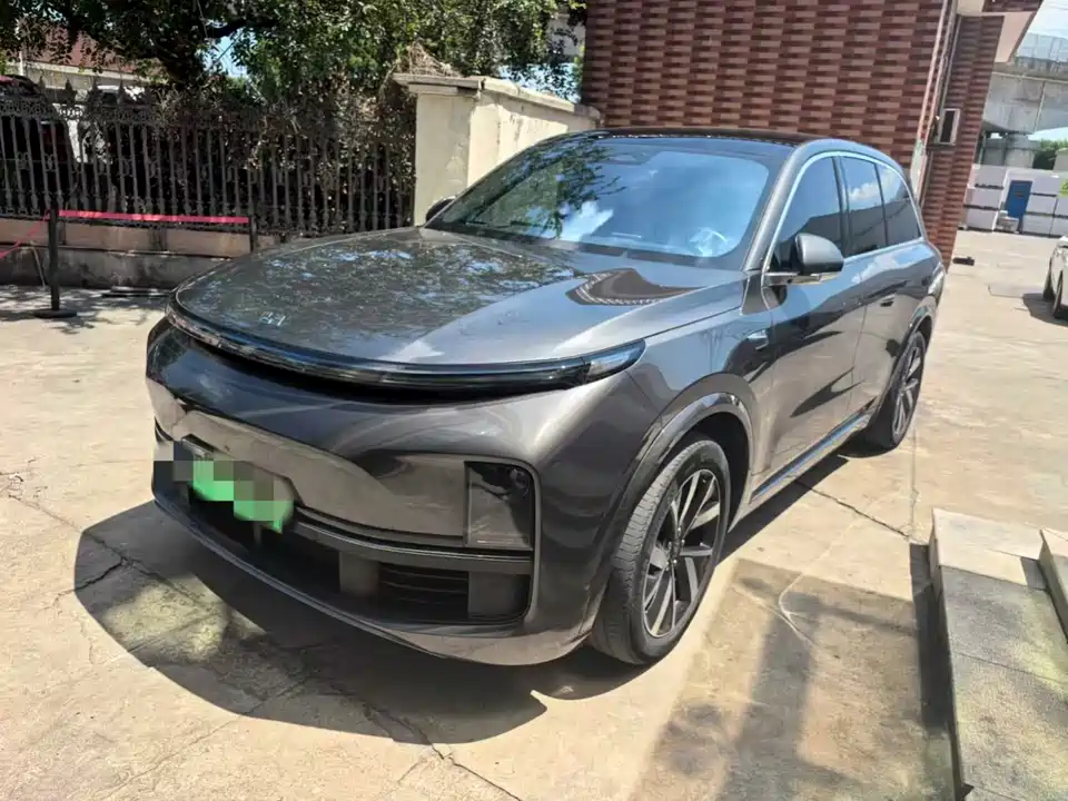 Li Auto Ideal L8