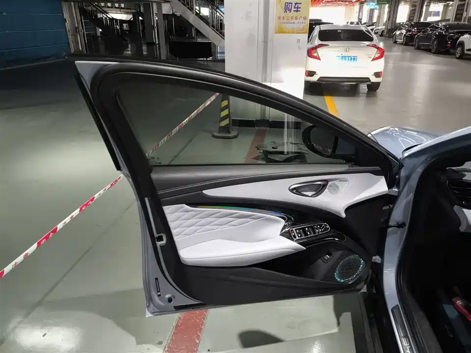 BYD seal