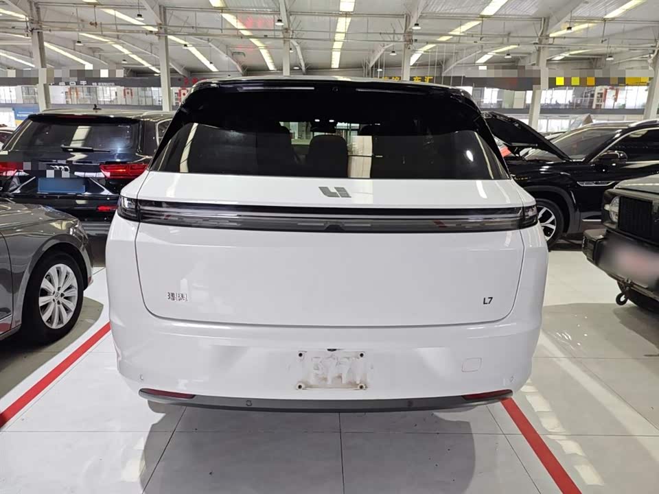 Li Auto Ideal L7