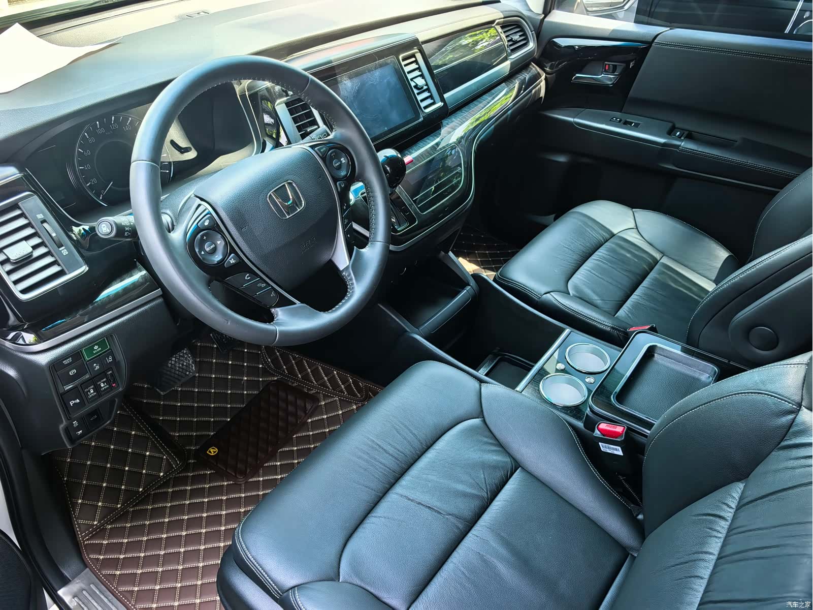Honda Elysion, 2020 10