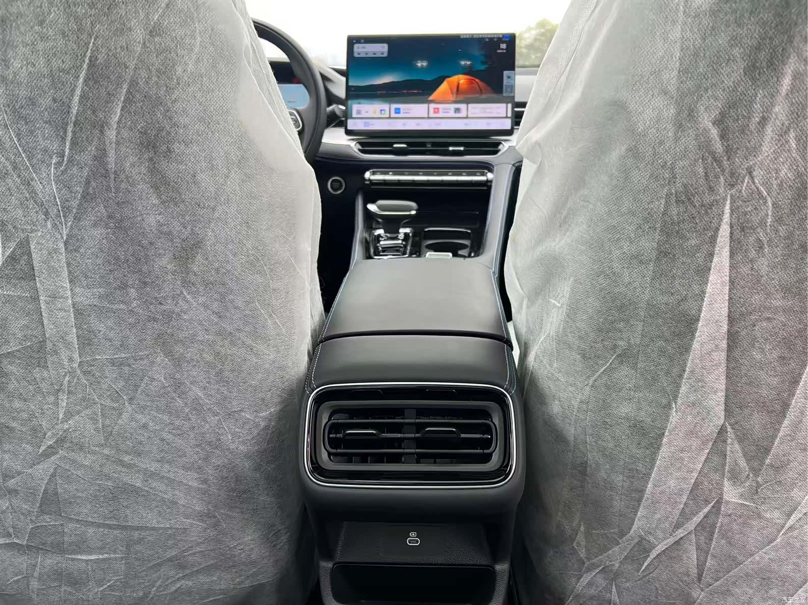 Geely Preface, 2026 20