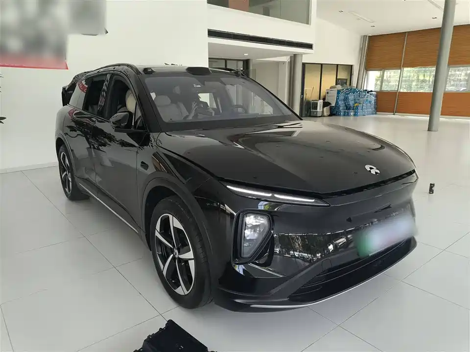 NIO ES6