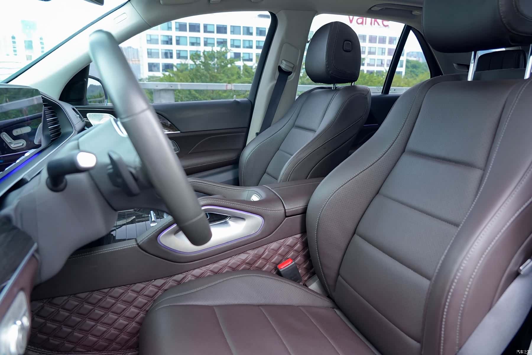 Mercedes-Benz GLE, 2020 11