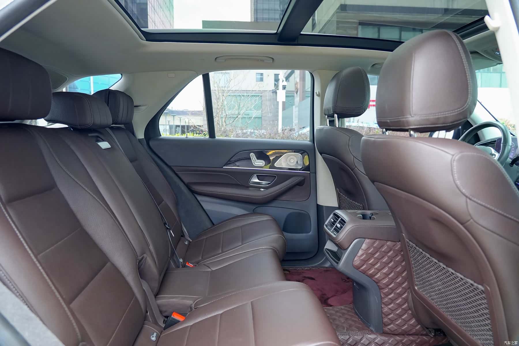 Mercedes-Benz GLE, 2020 14