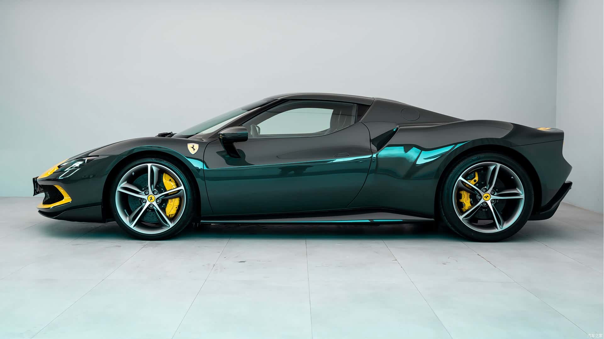 Ferrari 296, 2023 14