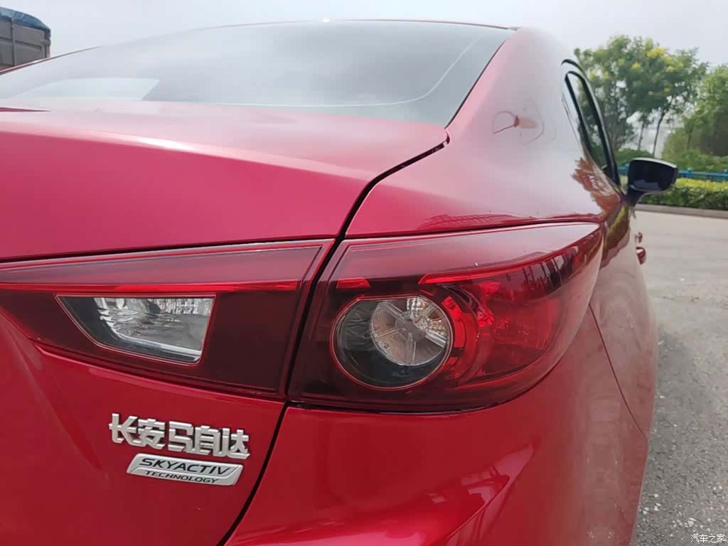 Mazda Mazda3, 2017 24