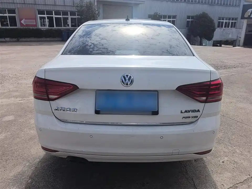 Volkswagen Lavida