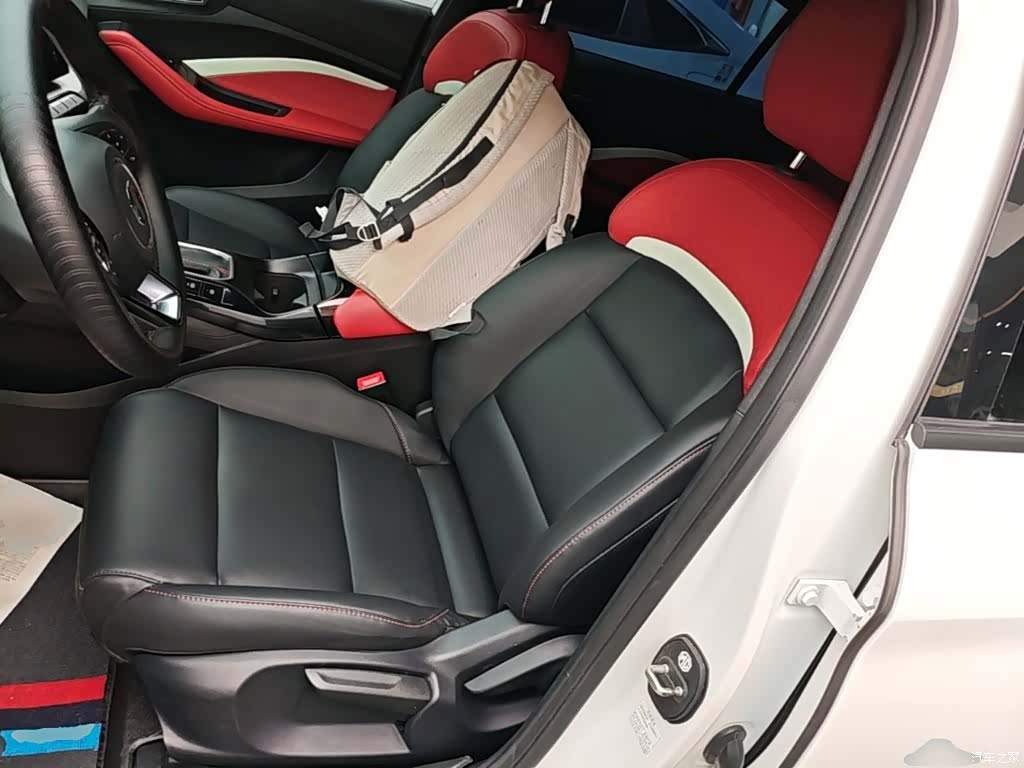 MG MG5, 2022 15