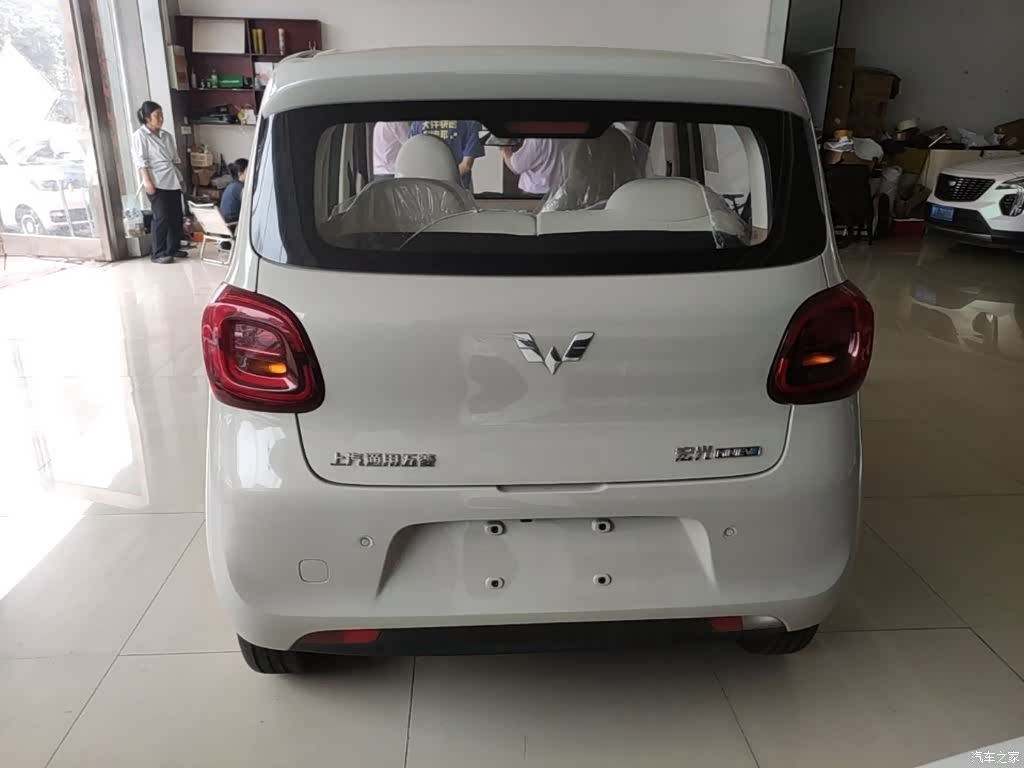 Wuling MINIEV, 2026 6