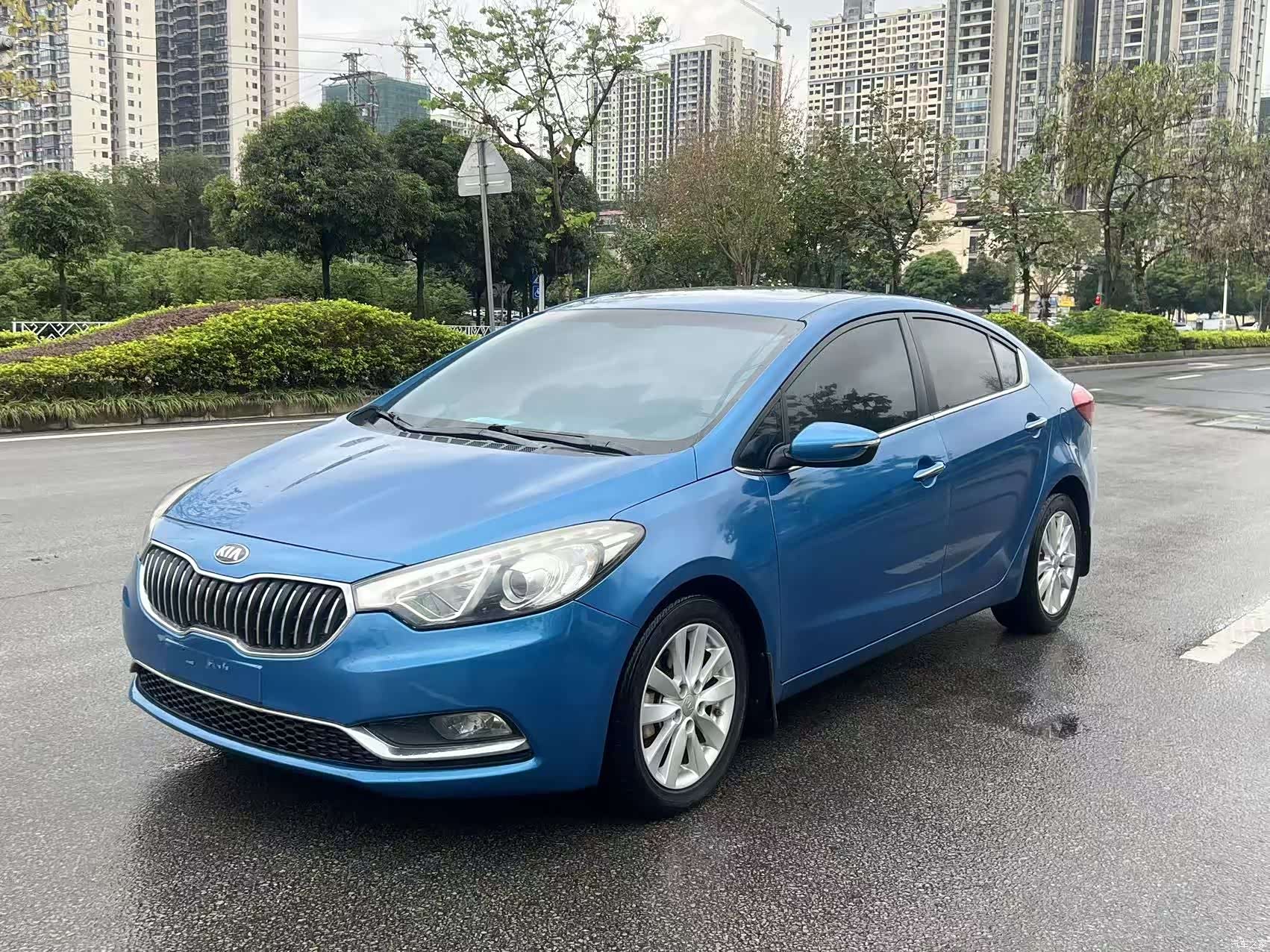 Kia K3, 2013 1