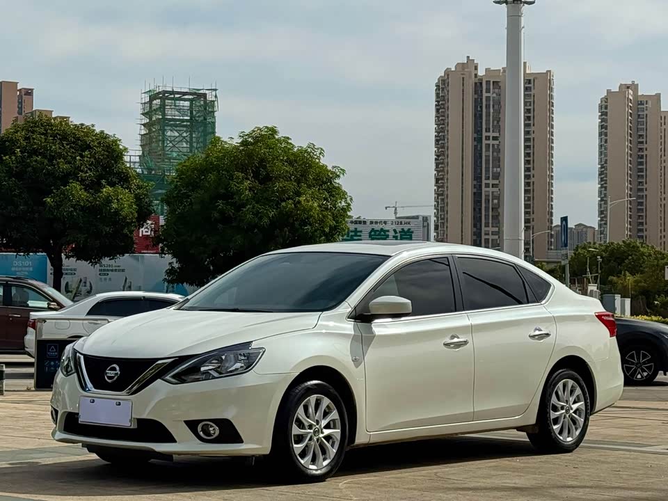 Nissan Xuan Yi